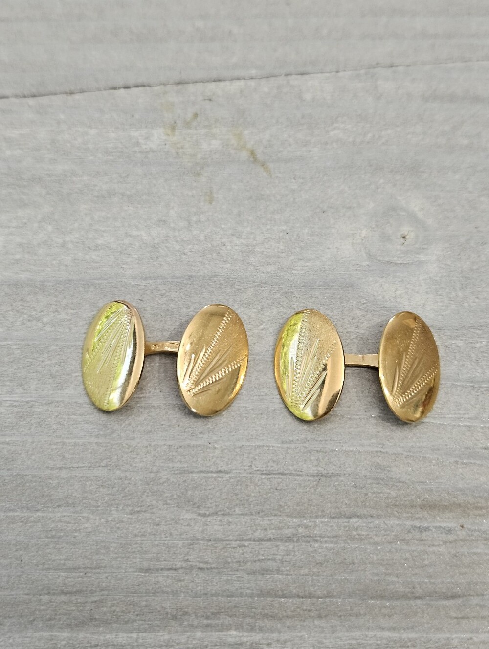 18k Gold Solid Cuff Links 4.4g